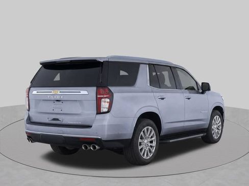 Used 2024 Chevrolet Tahoe Premier AWD/4WD image 3