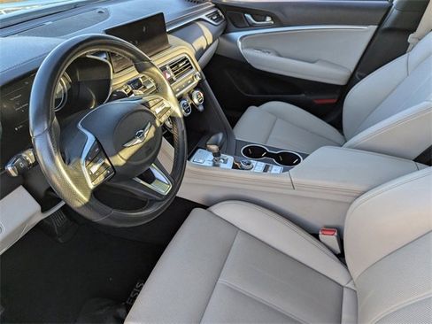 Used 2023 Genesis G70 2.0T image 21