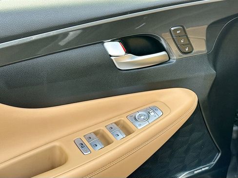 Used 2023 Hyundai Santa Fe Calligraphy image 16