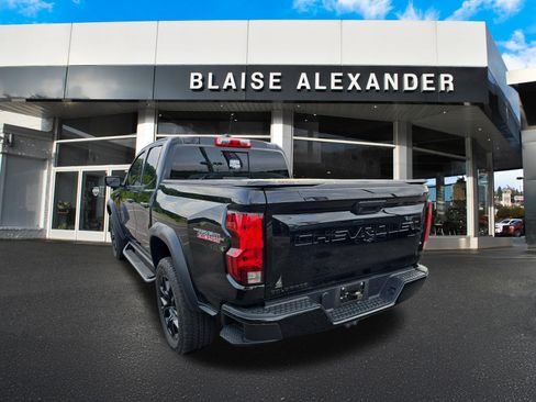 Used 2023 Chevrolet Colorado Trail Boss w/ LPO, Dark Essentials Package AWD/4WD image 6
