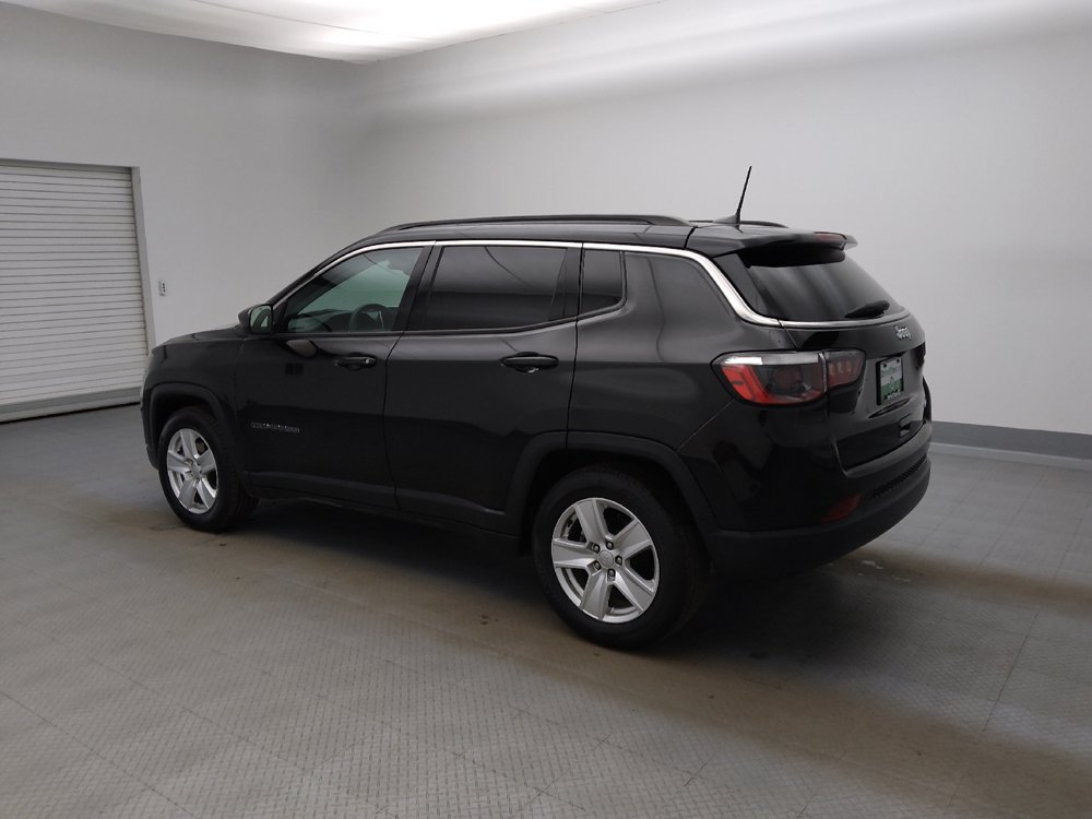 Used 2022 Jeep Compass Latitude FWD image 3