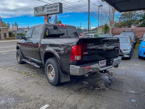 Used 2017 RAM 1500 Laramie w/ Cold Weather Group AWD/4WD image 2