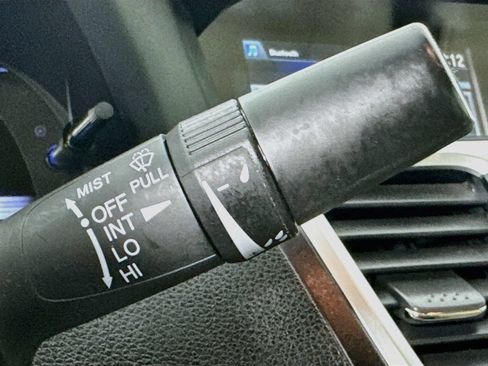 Used 2015 Honda Accord Touring image 14