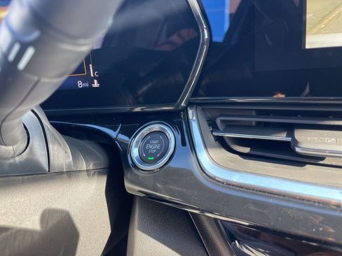 New 2026 Chevrolet Trax RS w/ Driver Confidence Package FWD image 24