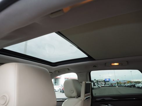 Used 2011 Cadillac SRX Premium w/ LPO, Protection Package image 16