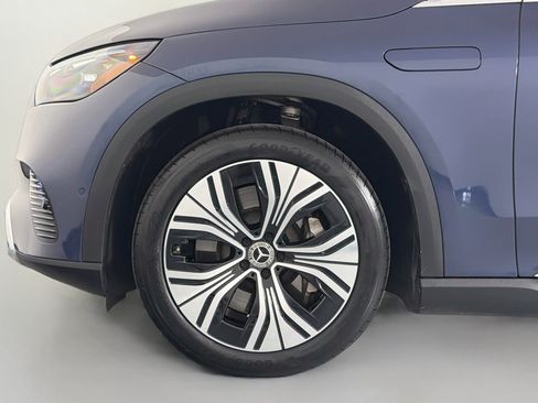 Certified 2023 Mercedes-Benz EQE 350+ SUV w/ Exclusive Trim Package image 10
