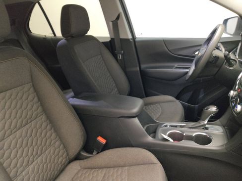 Used 2019 Chevrolet Equinox LT FWD image 21