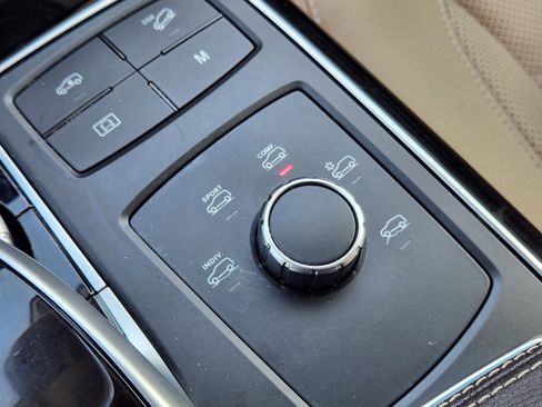 Used 2017 Mercedes-Benz GLS 550 GLS 550 image 19