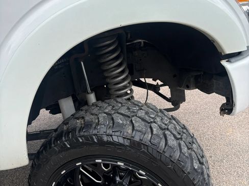 Used 2015 Ford F250 XL w/ Power Equipment Group AWD/4WD image 40