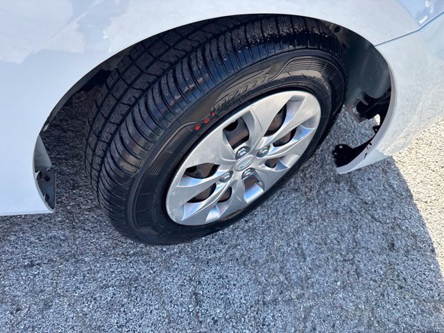 Used 2017 Hyundai Accent SE FWD image 10