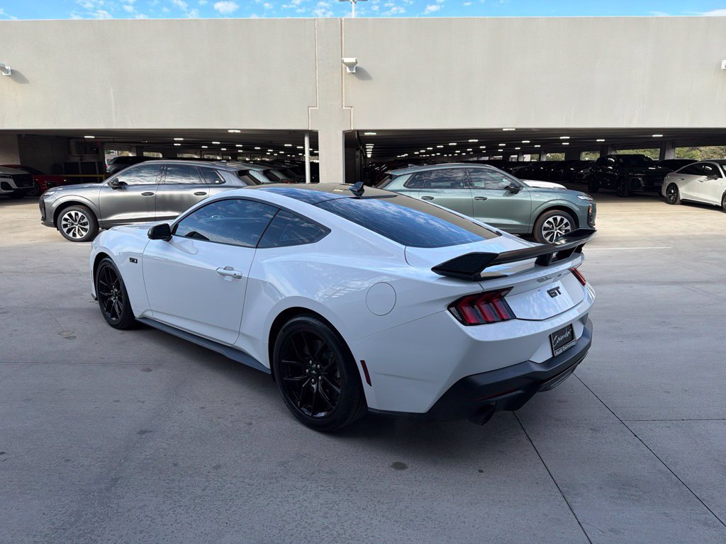 Used 2024 Ford Mustang GT RWD image 13