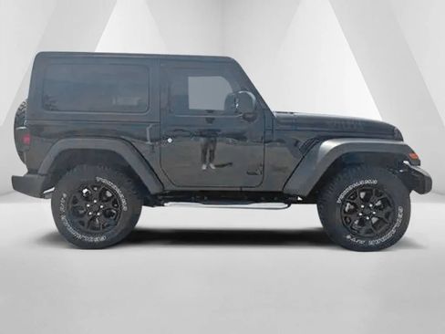 Used 2021 Jeep Wrangler Sport AWD/4WD image 8