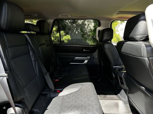Used 2023 Toyota Sequoia SR5 w/ SR5 Premium Package AWD/4WD image 32
