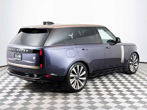 New 2025 Land Rover Range Rover SV image 5