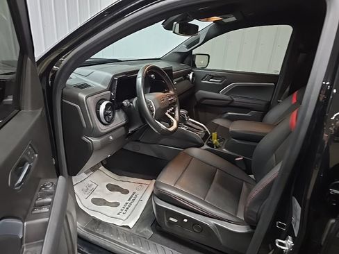 Used 2023 Chevrolet Colorado Z71 w/ Z71 Convenience Package 2 AWD/4WD image 31