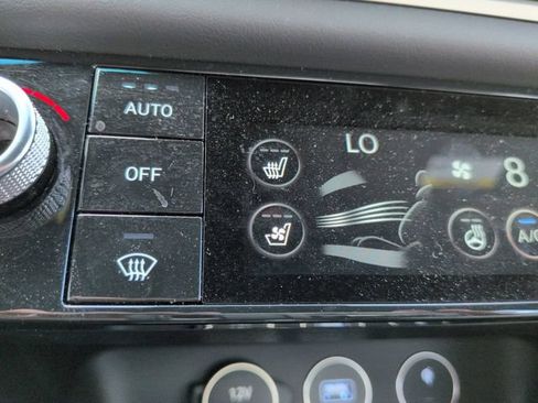 Used 2025 Genesis G70 3.3T Advanced AWD/4WD image 25