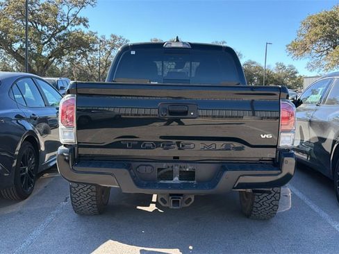 Used 2021 Toyota Tacoma TRD Sport image 6