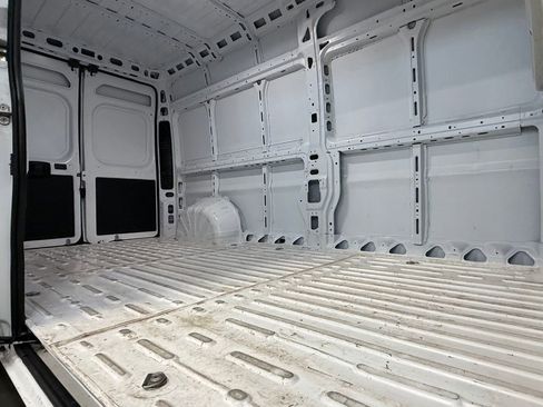 Used 2025 RAM ProMaster 2500 w/ Convenience Group FWD image 25