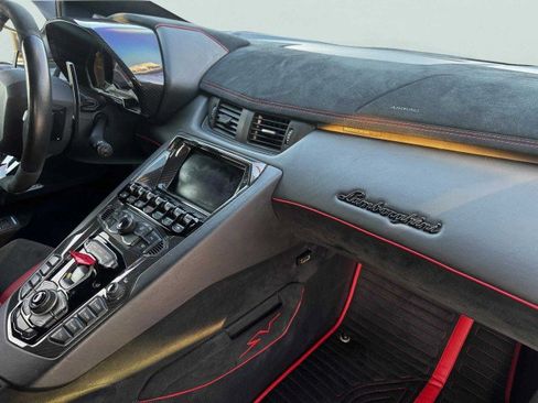 Used 2017 Lamborghini Aventador LP 750-4 Superveloce image 47