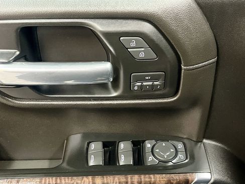 Used 2019 GMC Sierra 1500 Denali w/ Denali Ultimate Package image 18