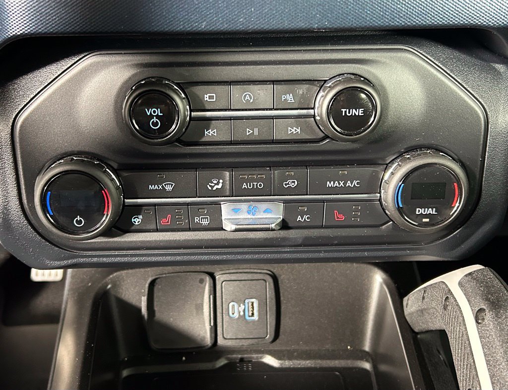 Used 2021 Ford Bronco First Edition AWD/4WD image 19