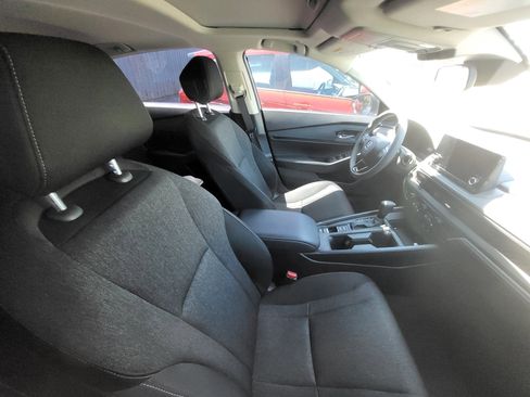 Used 2025 Honda Accord SE image 8