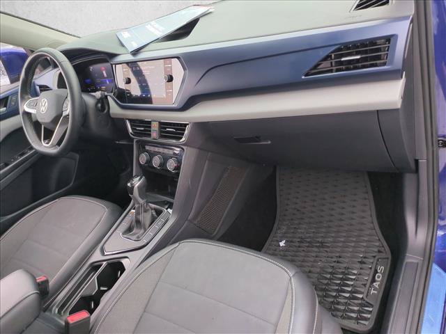 Used 2023 Volkswagen Taos SE w/ Panoramic Sunroof Package FWD image 22