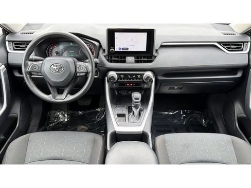Certified 2025 Toyota RAV4 XLE FWD image 35