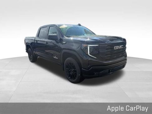 Used 2026 GMC Sierra 1500 Elevation image 3