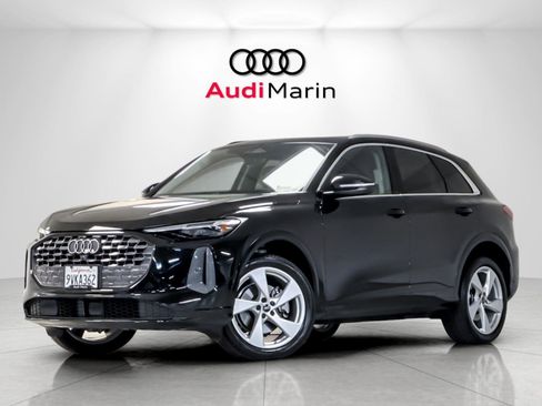 Certified 2025 Audi Q5 Premium w/ Premium Plus AWD/4WD image 1
