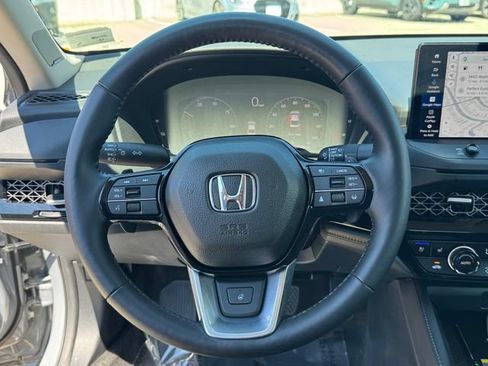 Certified 2025 Honda Accord Touring image 23