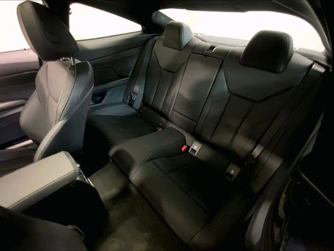 Used 2025 BMW 440i xDrive Coupe w/ Premium Package image 21