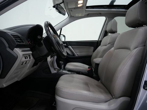 Used 2015 Subaru Forester 2.5i Limited AWD/4WD image 13