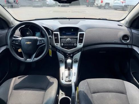 Used 2016 Chevrolet Cruze LT FWD image 16