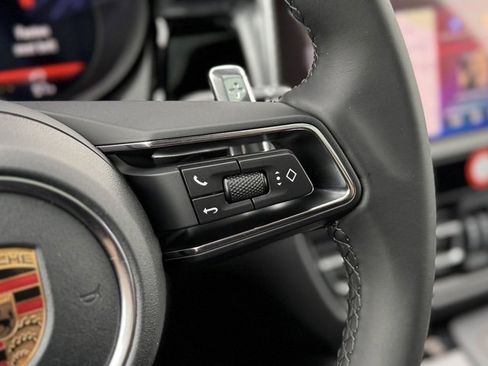 New 2026 Porsche Macan image 22