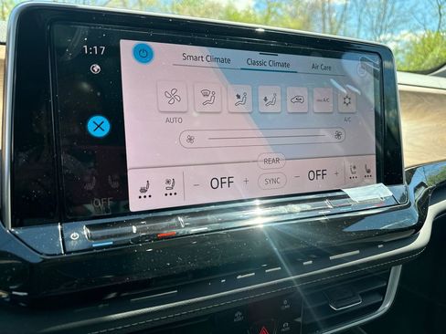 New 2026 Volkswagen Atlas SE AWD/4WD image 11