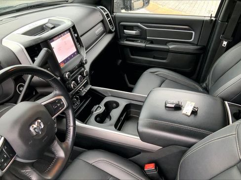 Used 2024 RAM 3500 Big Horn AWD/4WD image 15
