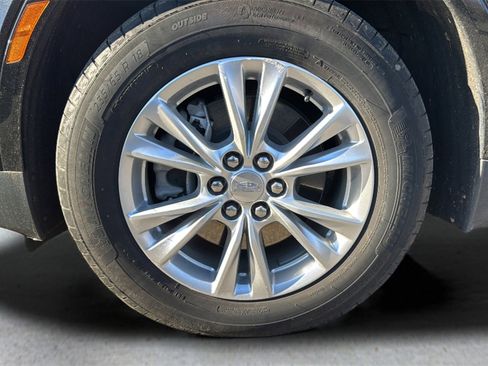 Certified 2023 Cadillac XT5 Luxury image 9