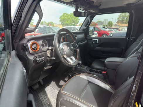 Used 2021 Jeep Gladiator Mojave AWD/4WD image 5
