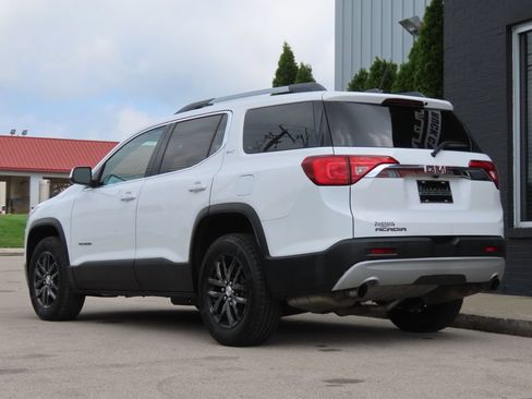 Used 2019 GMC Acadia SLT FWD image 10