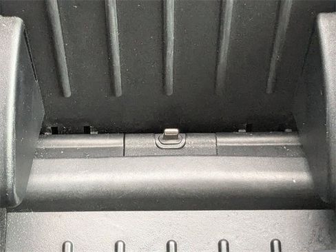 Used 2016 Tesla Model S 75 image 26