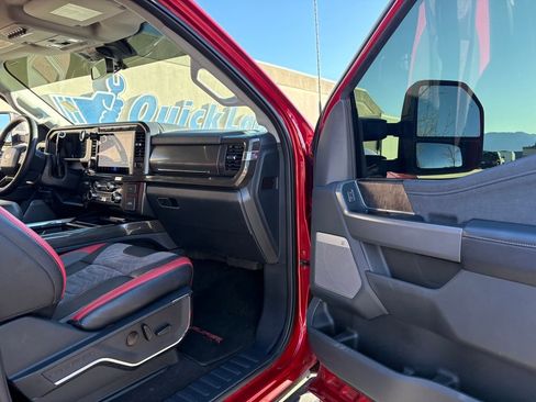 Used 2024 Ford F250 Lariat w/ Lariat Ultimate Package image 33