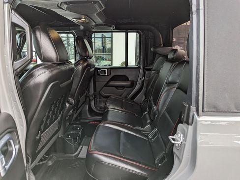 Used 2020 Jeep Gladiator Rubicon w/ Dual Top Group image 36