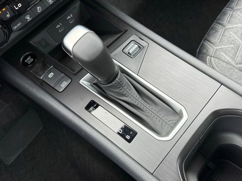 New 2026 Nissan Kicks SV w/ Cold Weather Package FWD image 22