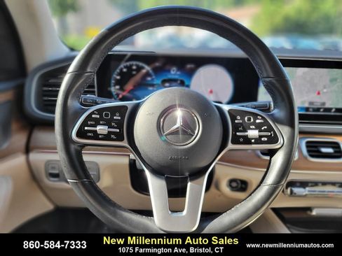 Used 2022 Mercedes-Benz GLE 350 4MATIC w/ 3rd Row Seat Package image 26