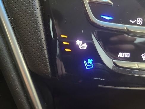 Used 2018 Cadillac XTS Luxury AWD/4WD image 33