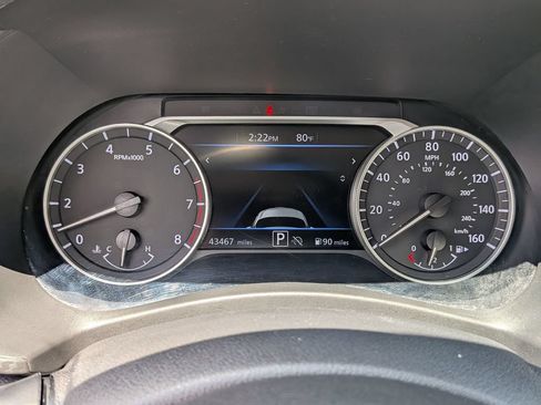 Used 2024 Nissan Sentra SV FWD image 18