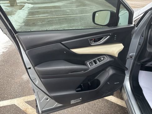 Used 2020 Subaru Ascent Limited w/ Technology Package image 12