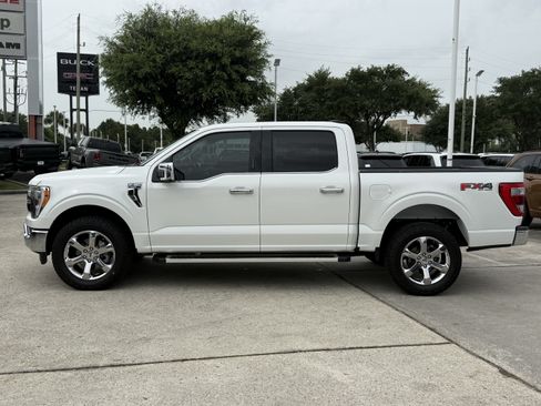 Used 2023 Ford F150 Lariat w/ Trailer Tow Package AWD/4WD image 8