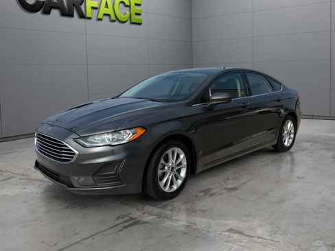 Used 2019 Ford Fusion SE FWD image 6